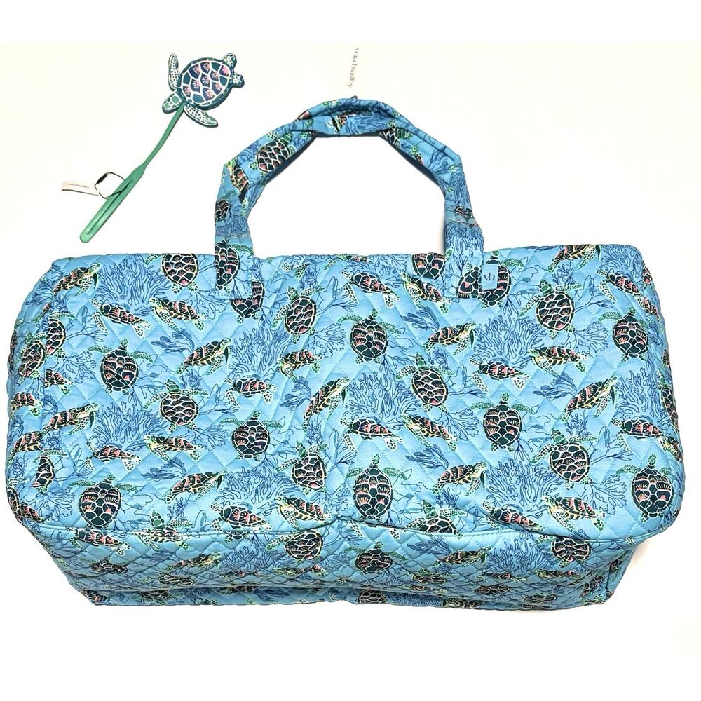 Vera Bradley Sea Turtles Coral Large Travel Duffle Bag Quilted Cotton Bag Charm